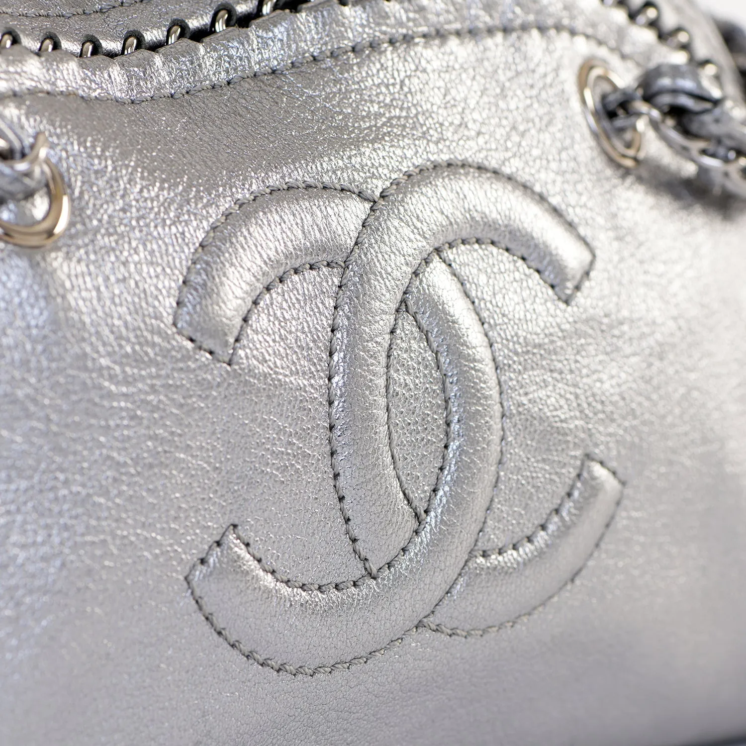 2005 Luxe Ligne Bowler Bag