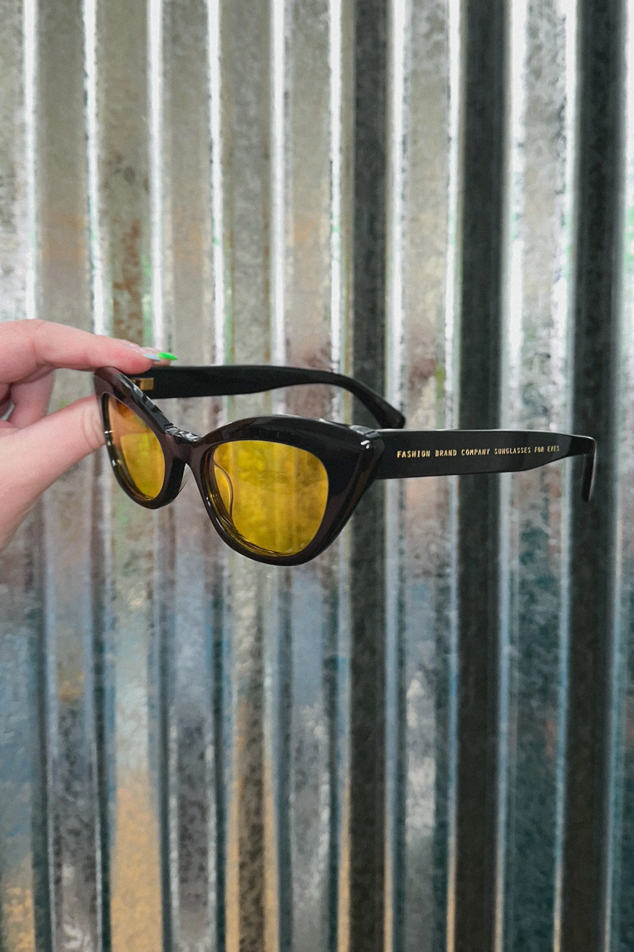 Cat Eye Sunglasses Black/Yellow