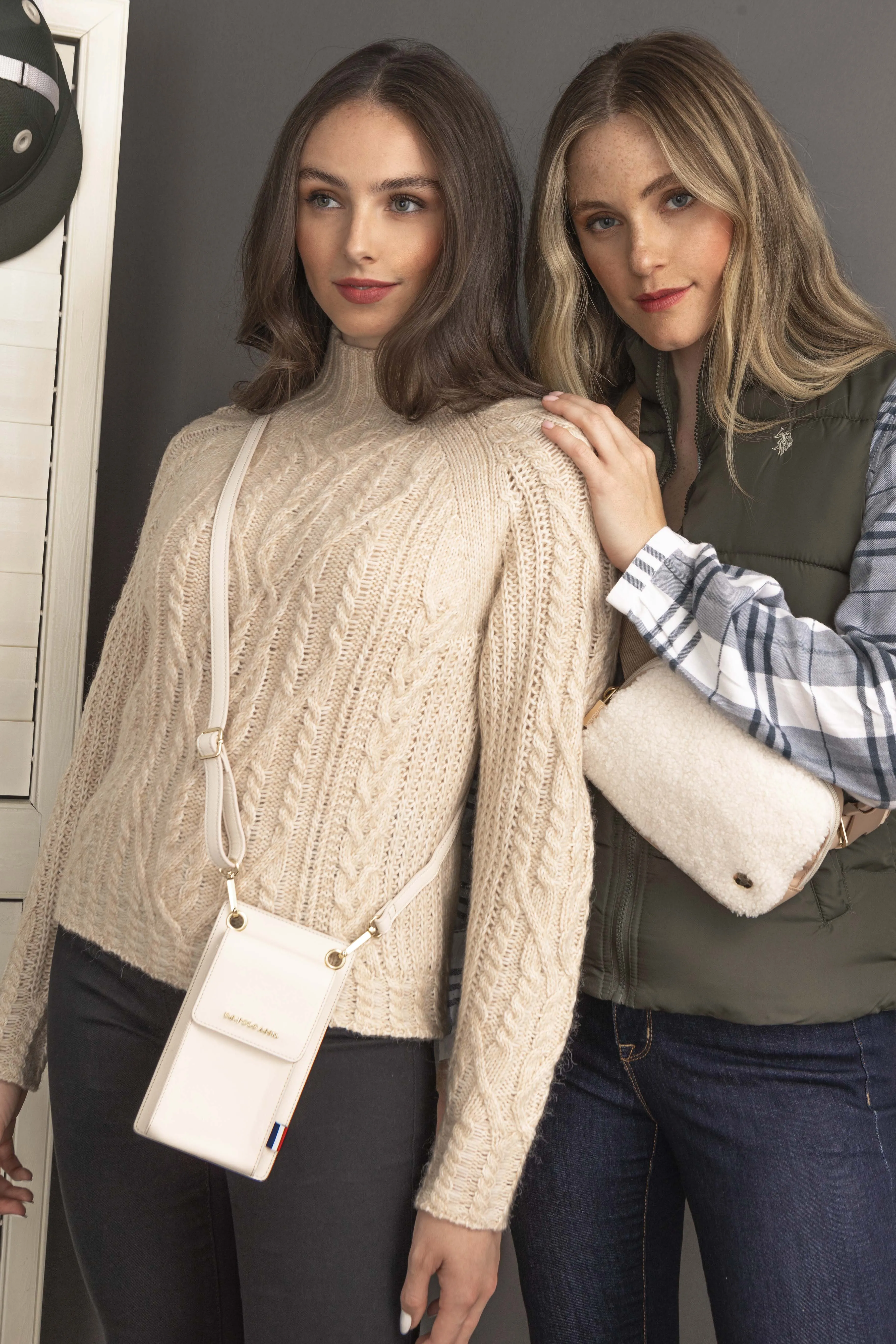 CLASSIC ZIP SHERPA BELT BAG