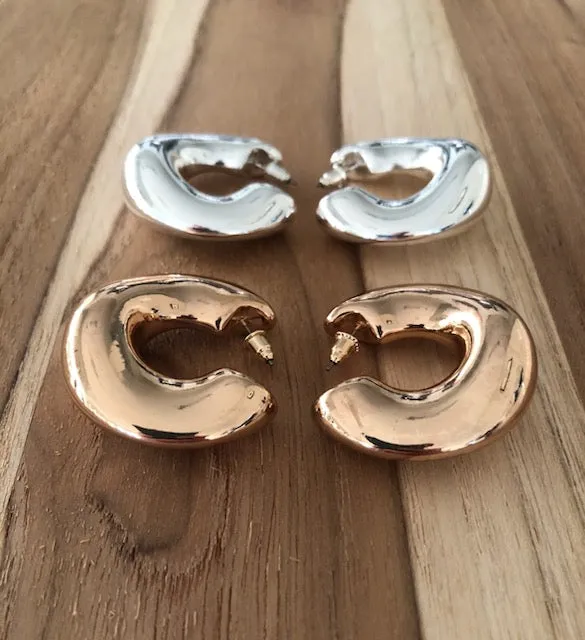 Curvy Bold Hoops
