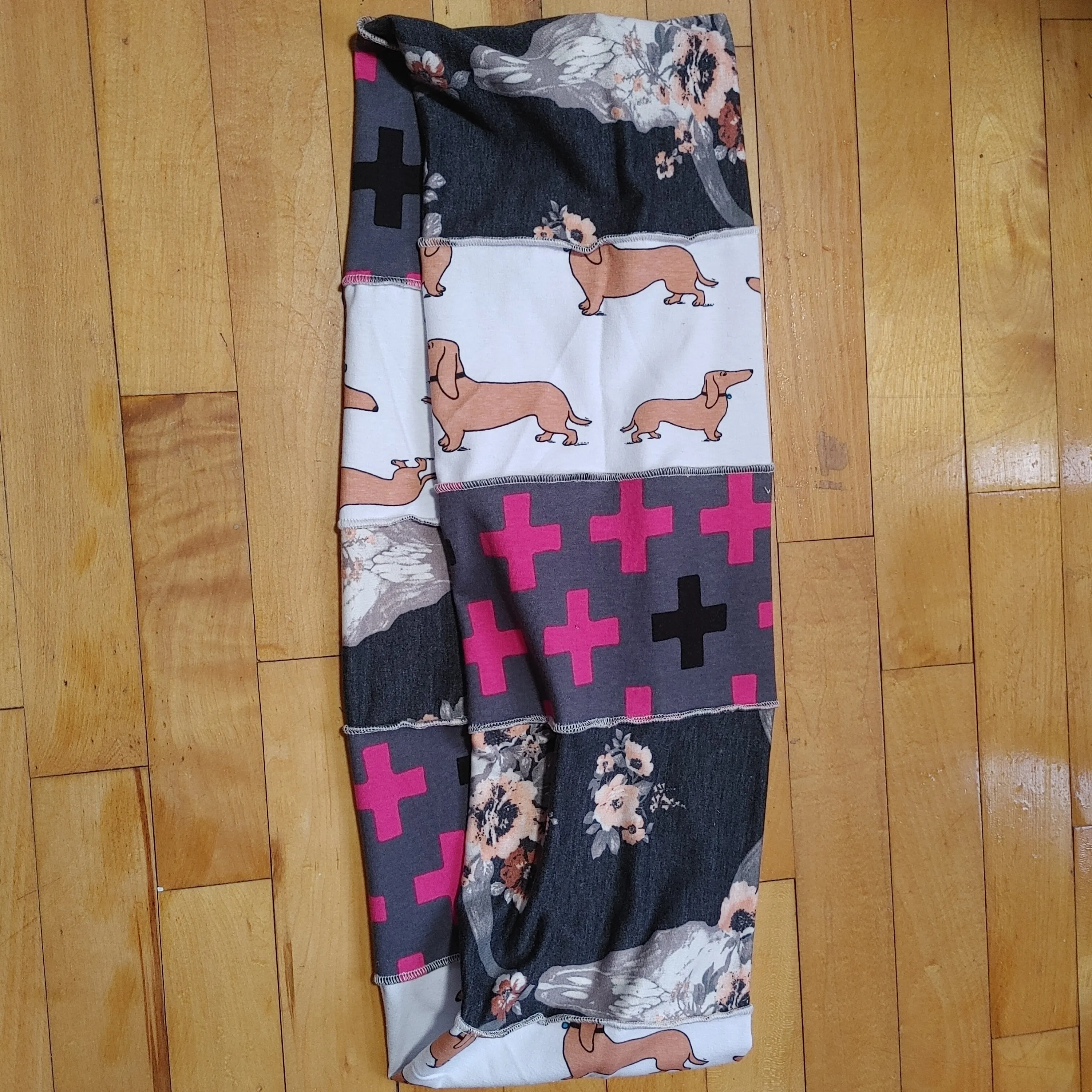 Dogs/Cow Skull/Plus Infinity Scarf