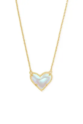 Kendra Scott: Ari Heart Gold Pendant Necklace - Dichroic Glass