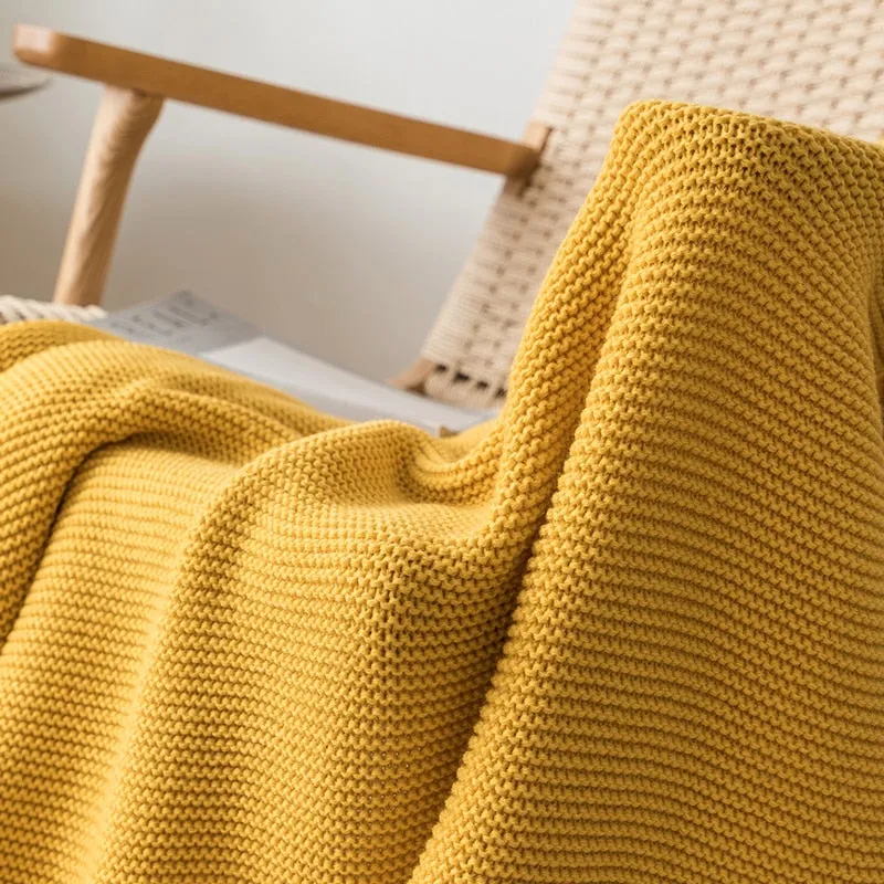 Knitted Tassels Throw Blanket