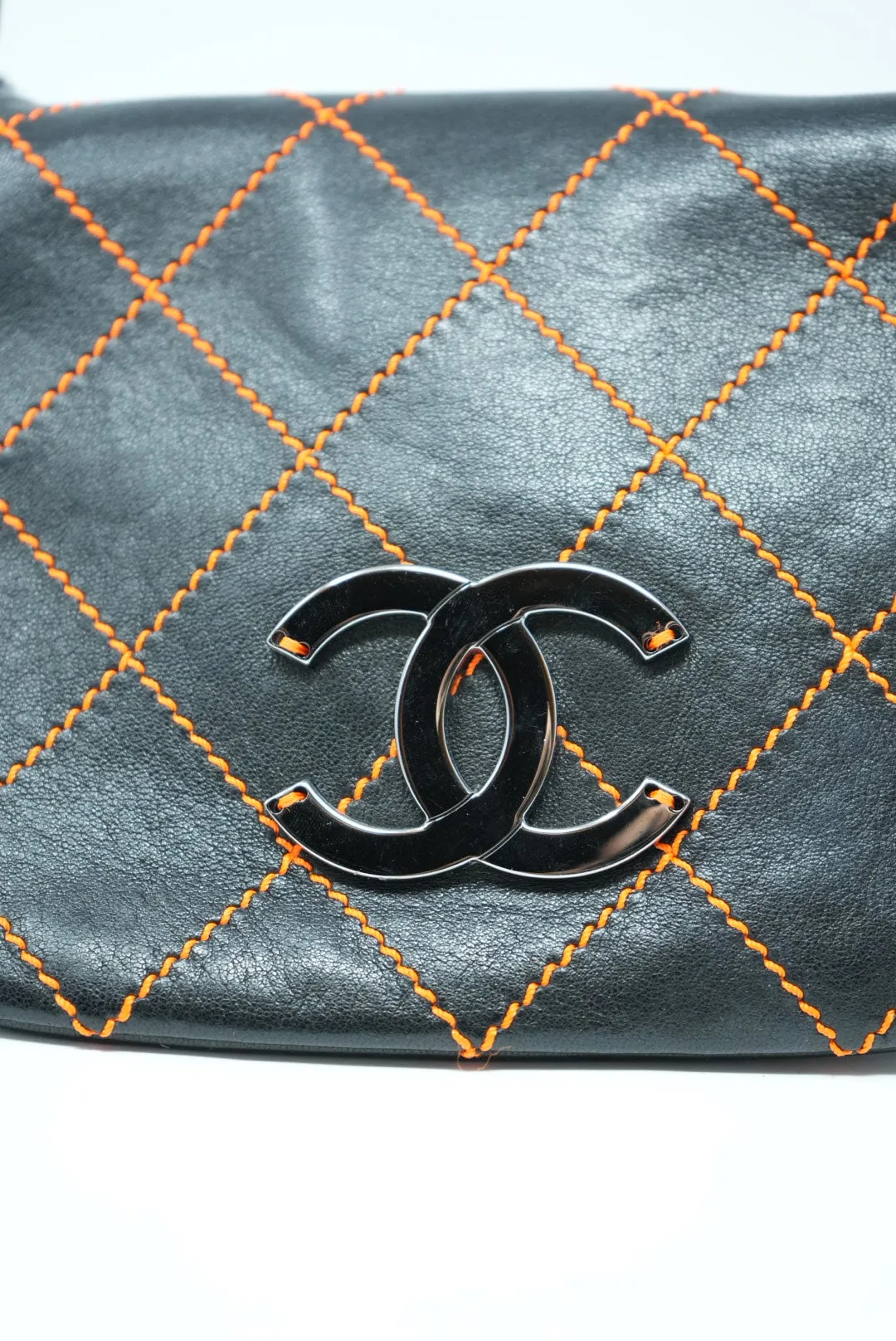 Pre-Owned Chanel Wild Stitch Black Calfskin Shoulder Bag