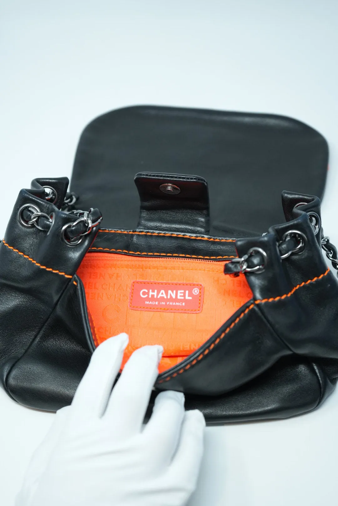 Pre-Owned Chanel Wild Stitch Black Calfskin Shoulder Bag