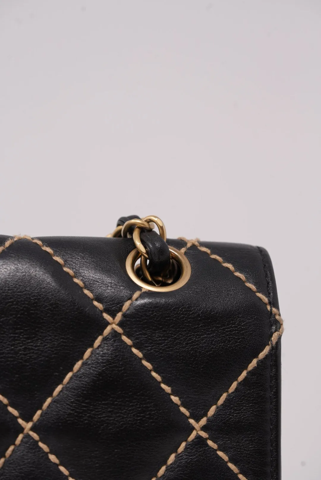 Pre-Owned CHANEL Wild Stitch Shoulder Bag Black 2003-2004