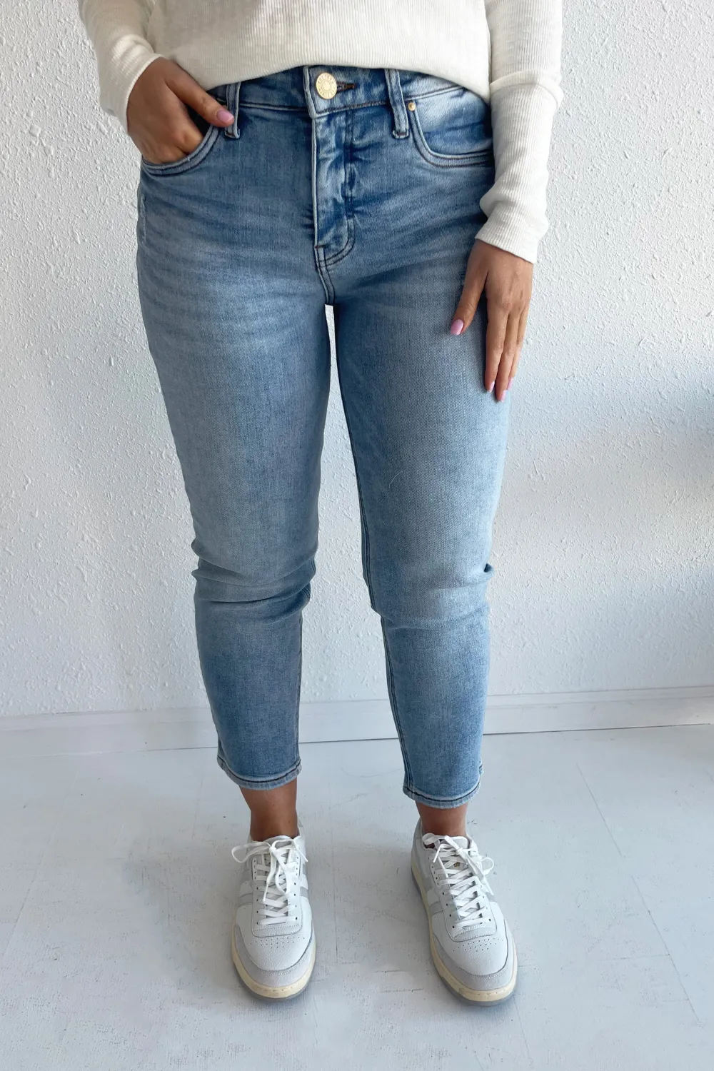 Rachael High Rise Fab Ab Mom Regular Hem