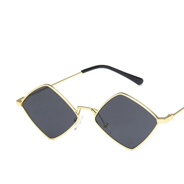 Retro Red Cateye Round Sunglasses