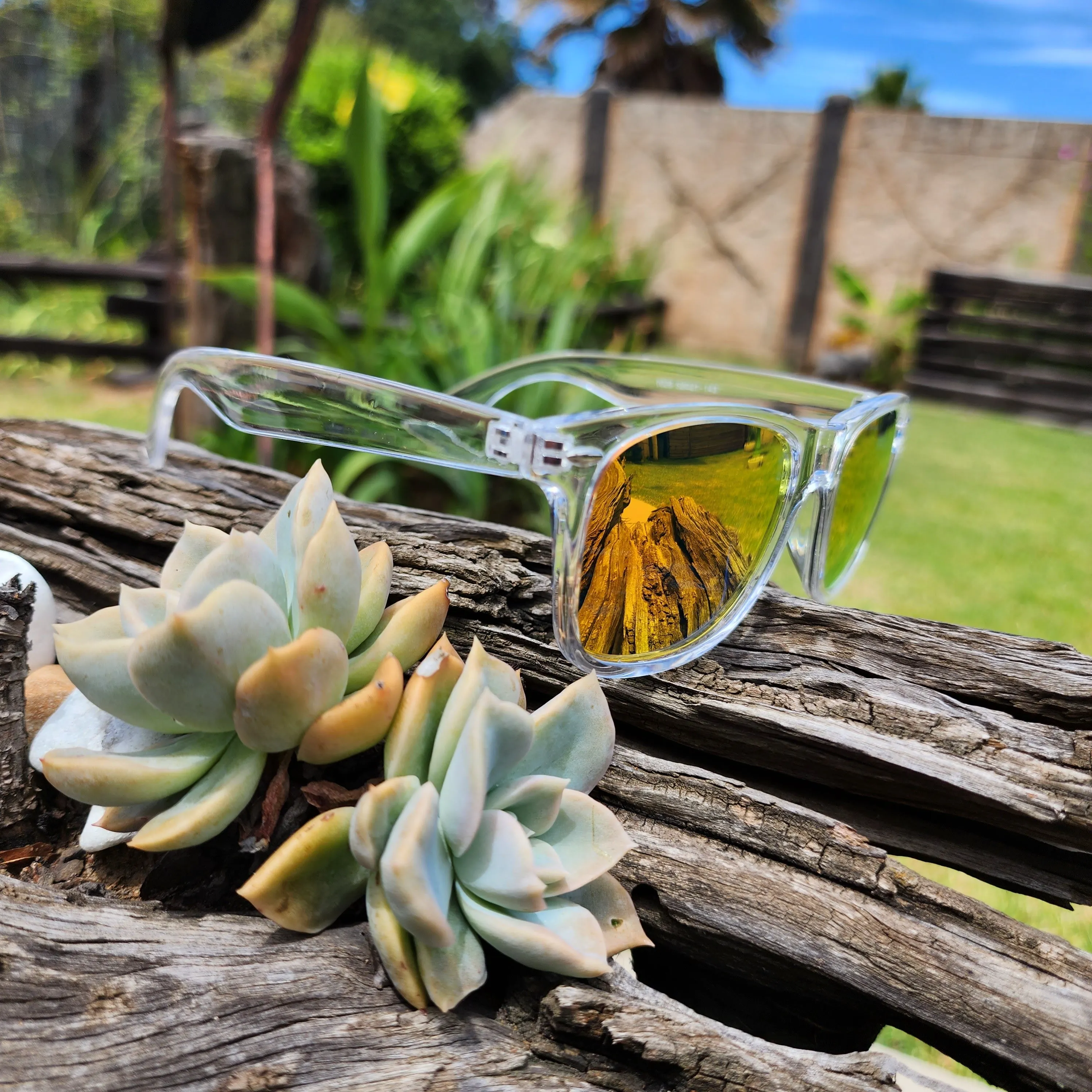SekelBoer WarBlade Clear Frame & Red Lense