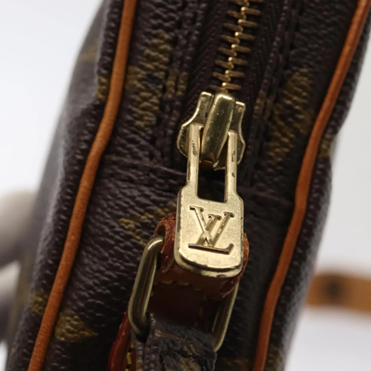 Trendy Inspired Louis Vuitton Monogram Mini Danube Shoulder Bag M45268 Lv Auth Mr426