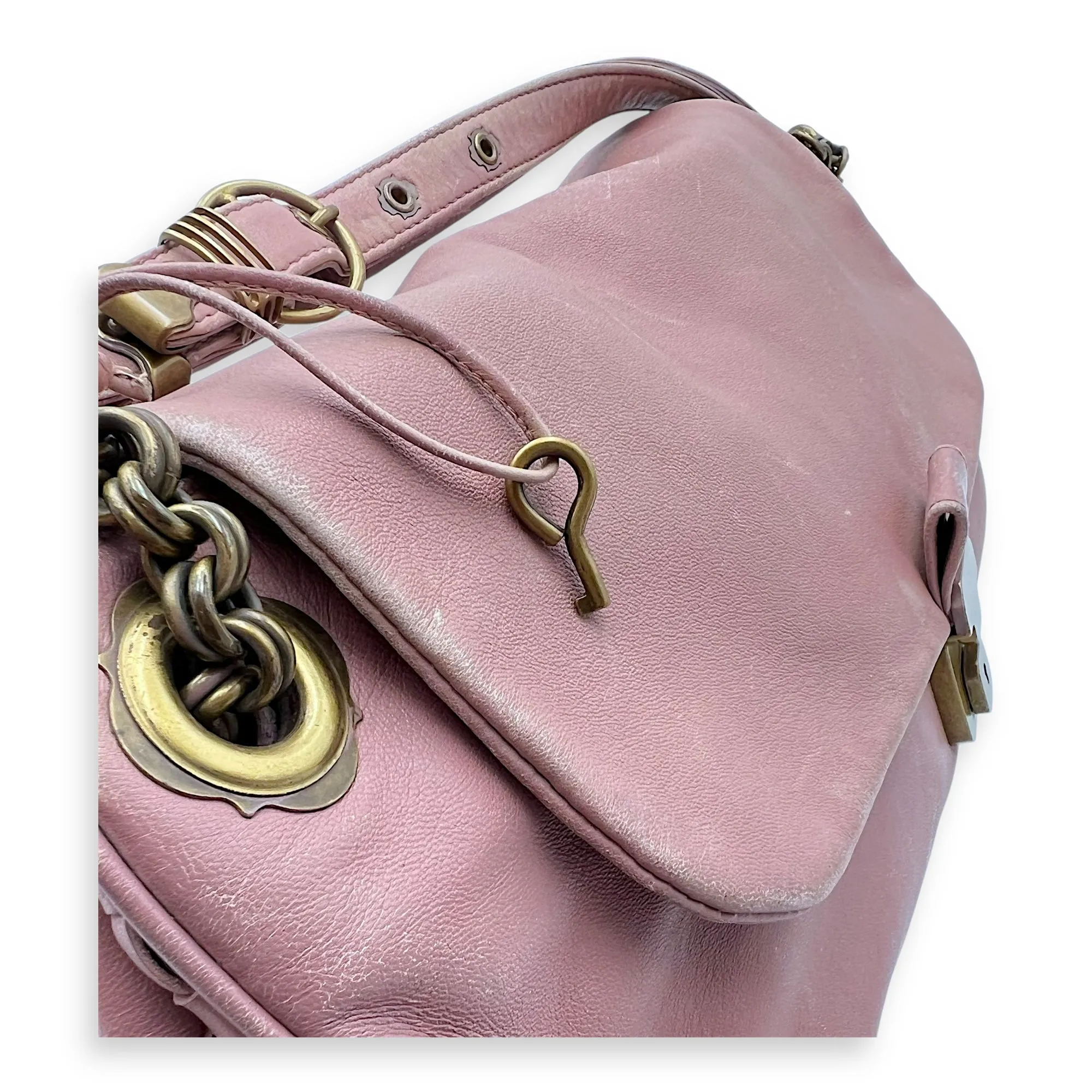 Vintage Flap  Shoulder Bag Pink in Calfskin, Gold hardware