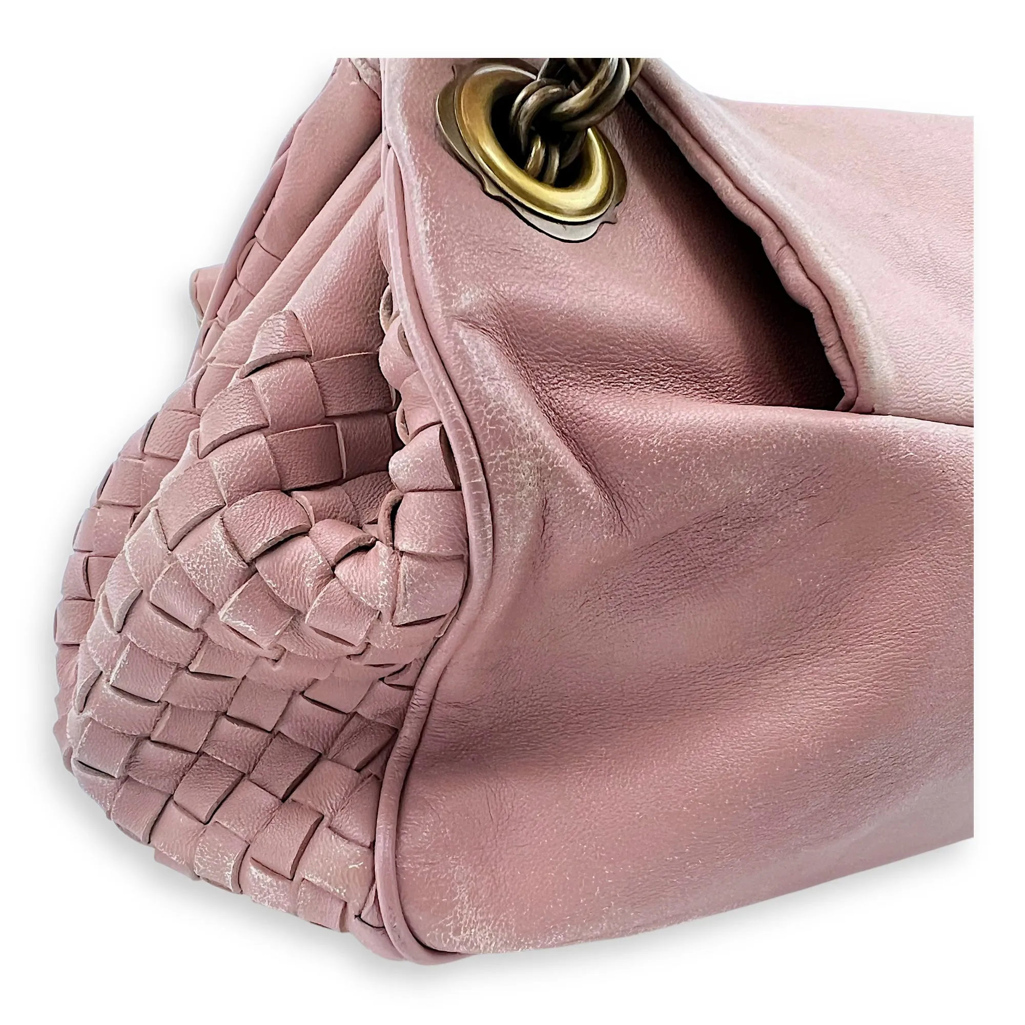 Vintage Flap  Shoulder Bag Pink in Calfskin, Gold hardware
