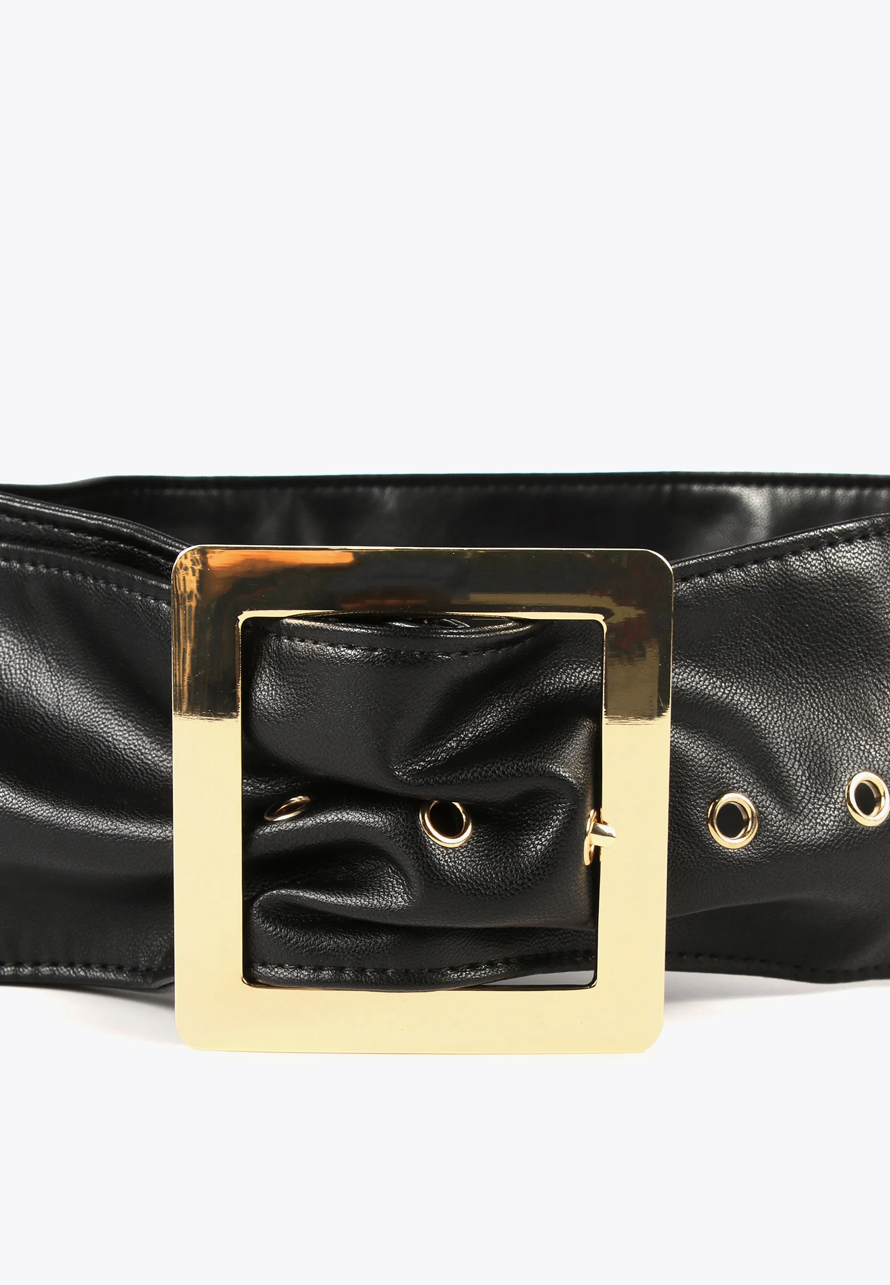 Wide belt with maxi buckle