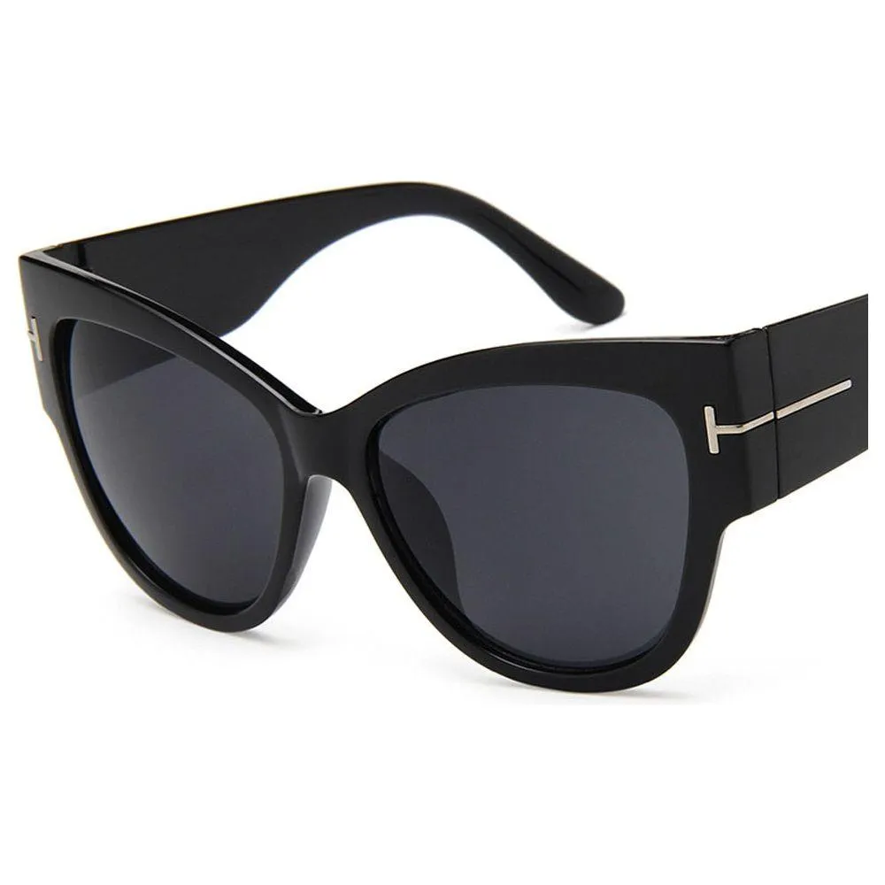 Women's Luxury Designer Fashion Black Cat Eye Sunglasses Gradient UV400